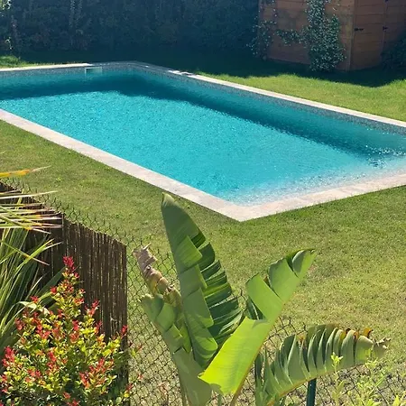 2 Pieces De 49 M2 ,piscine. Jardin Privatif Apartment *